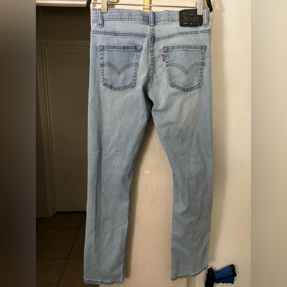 EUC Levi's 511 Slim Light Blue Women’s Jeans, Size 27 - Picture 3 of 3